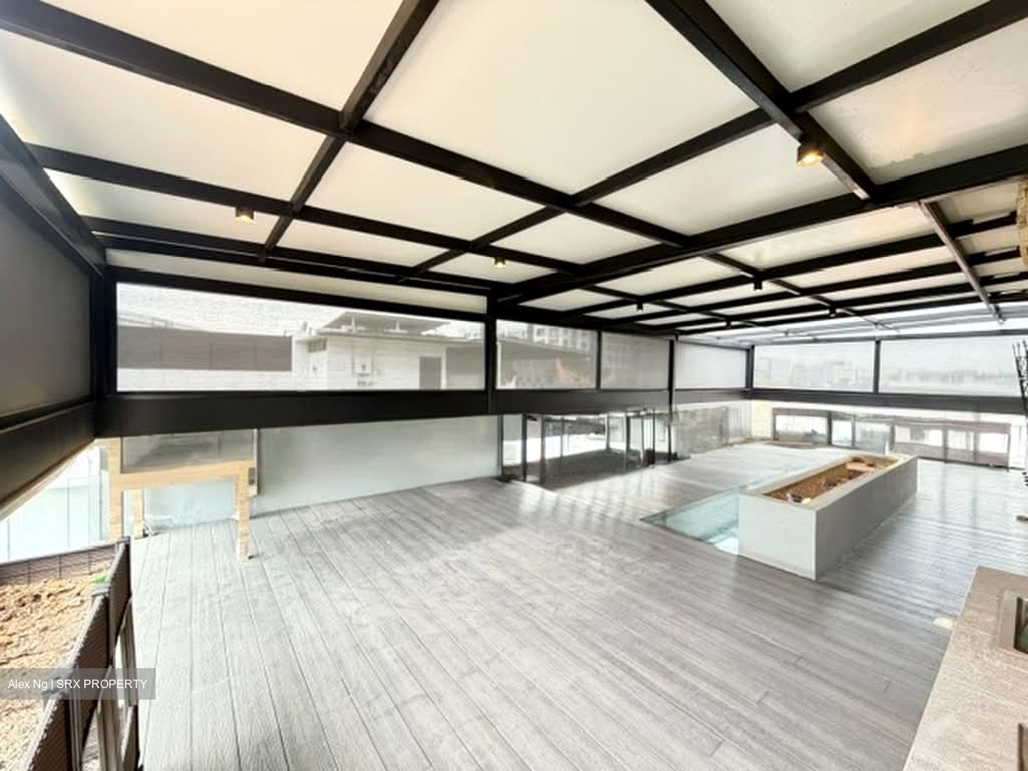 Upper Changi Road (D16), Detached #585662791